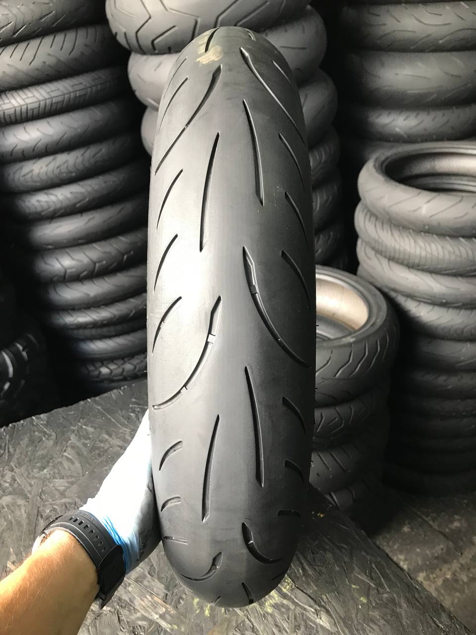 120/70 R17 Metzeler Sportec M9 RR