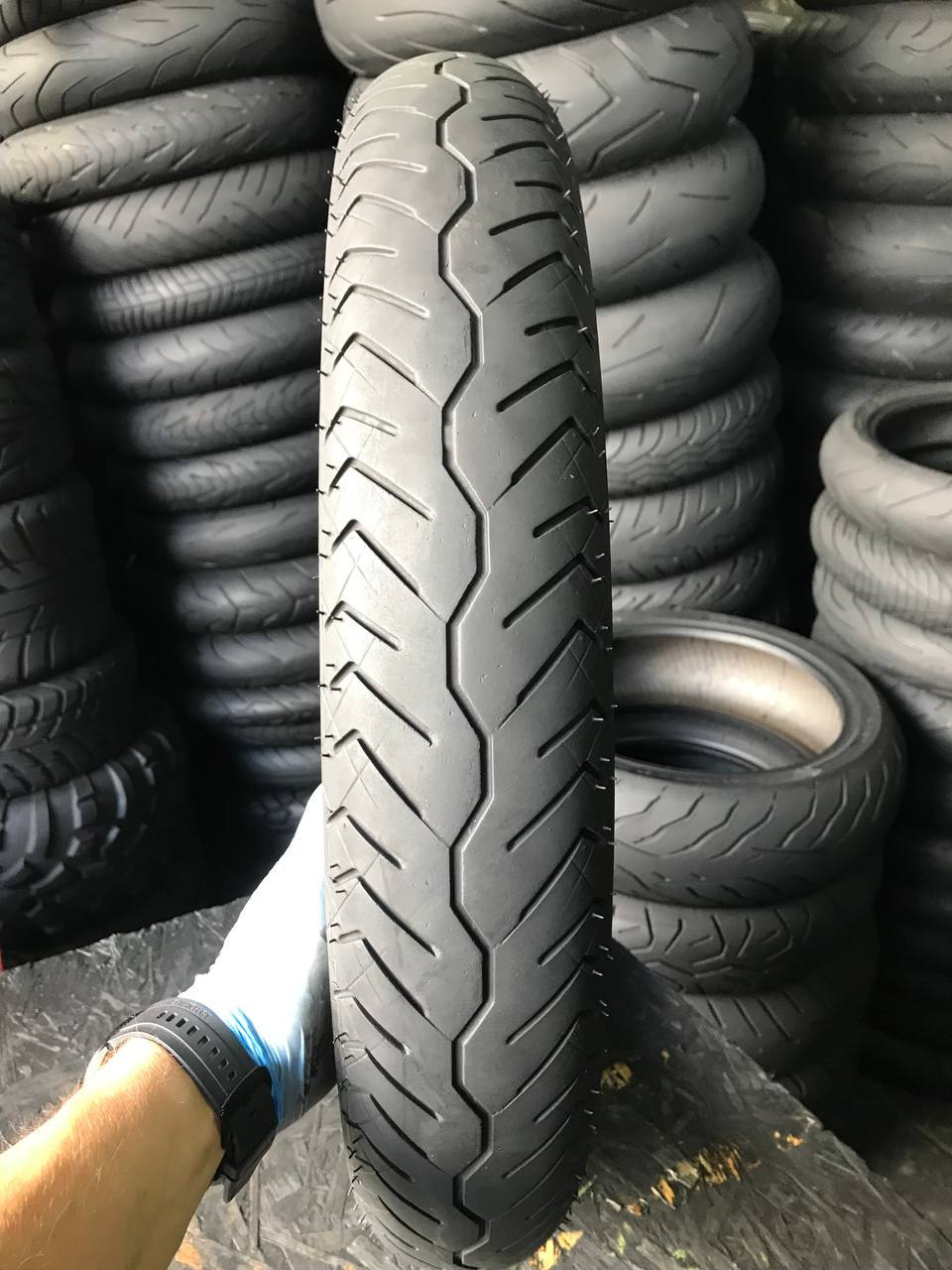 100/90 R19 Bridgestone BattleCruise H50