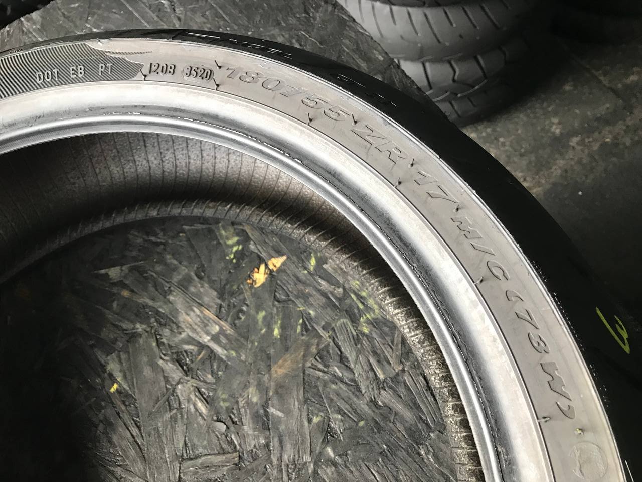 180/55 R17 Pirelli Angel GT II
