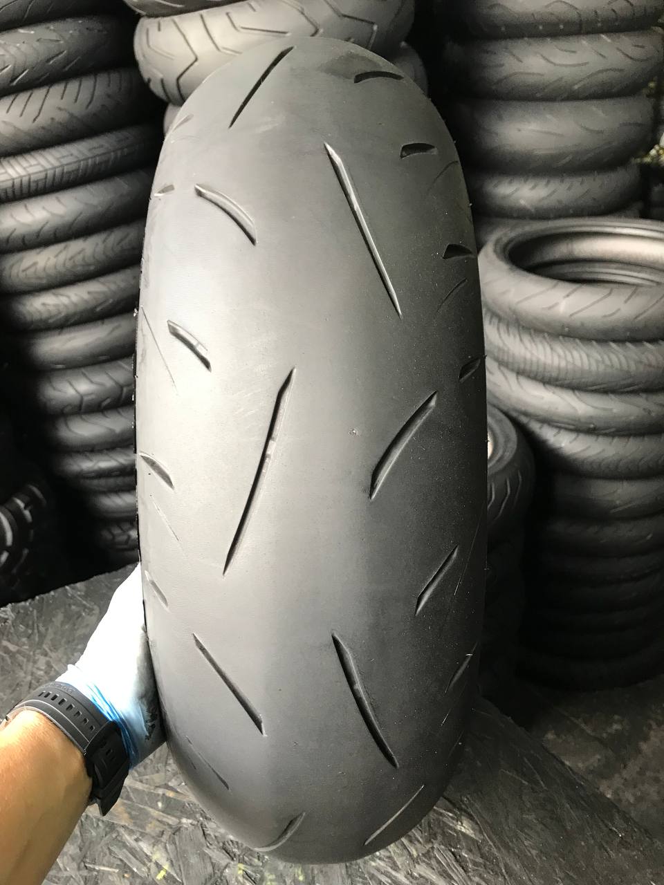 180/55 R17 Dunlop SportMax RoadSport 2