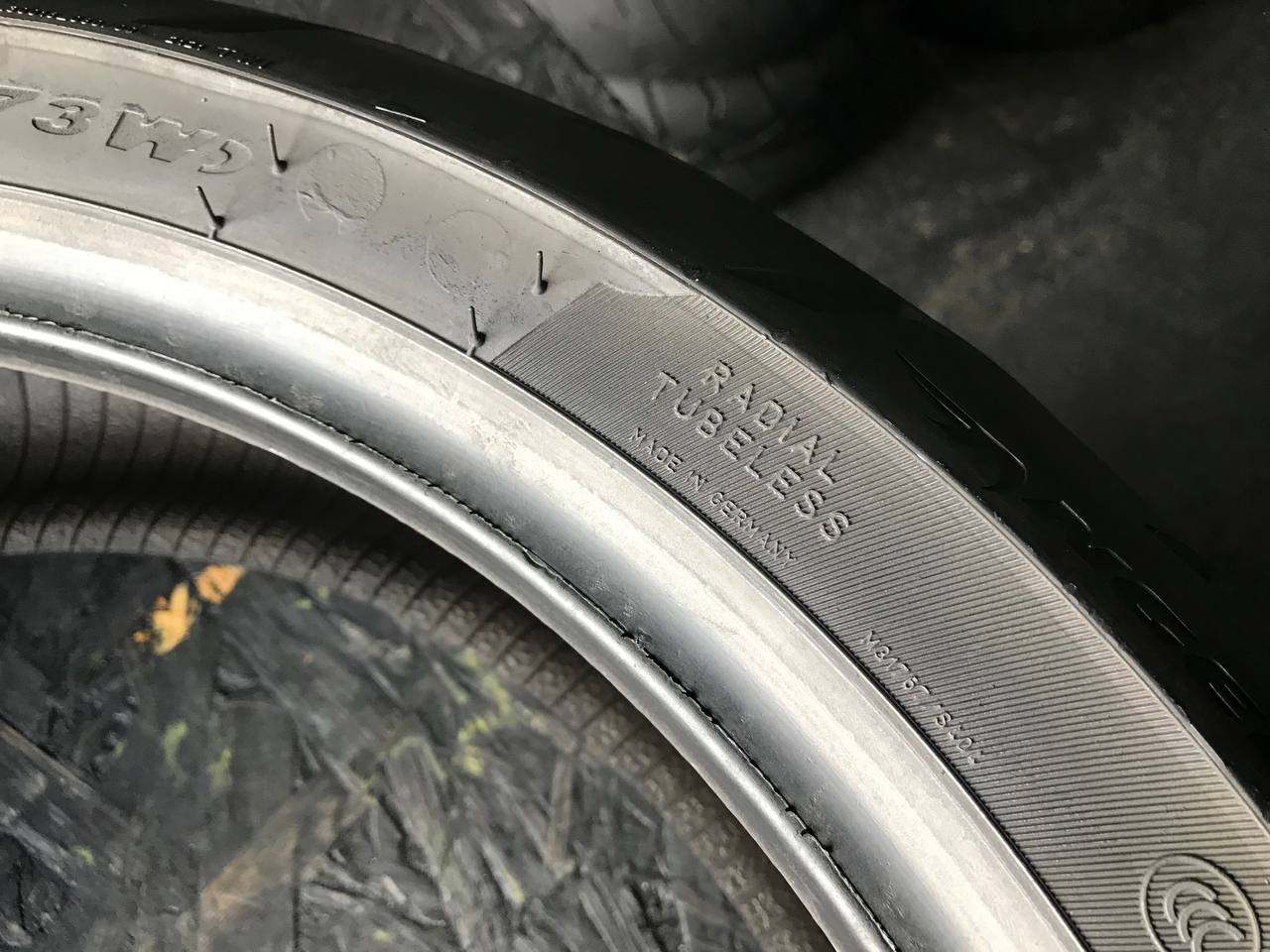180/55 R17 Pirelli Angel GT II