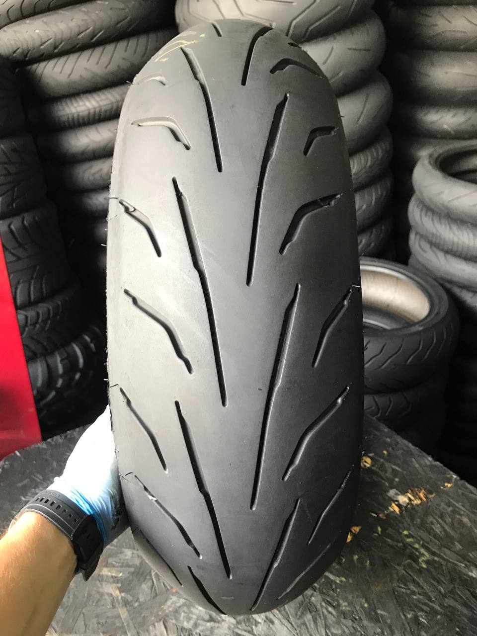 180/55 R17 Dunlop Qualifier Core