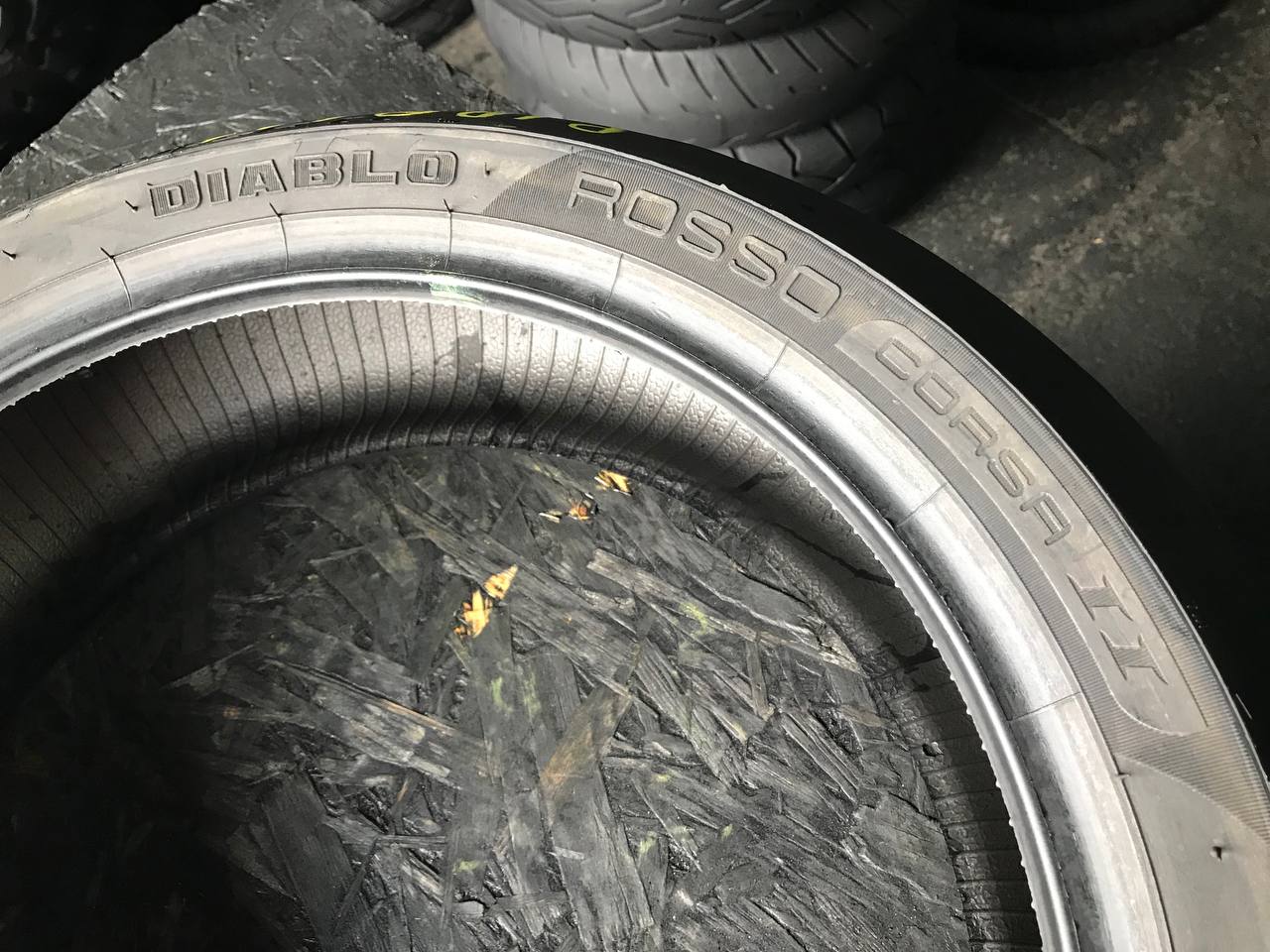 180/55 R17 Pirelli Diablo Rosso Corsa II