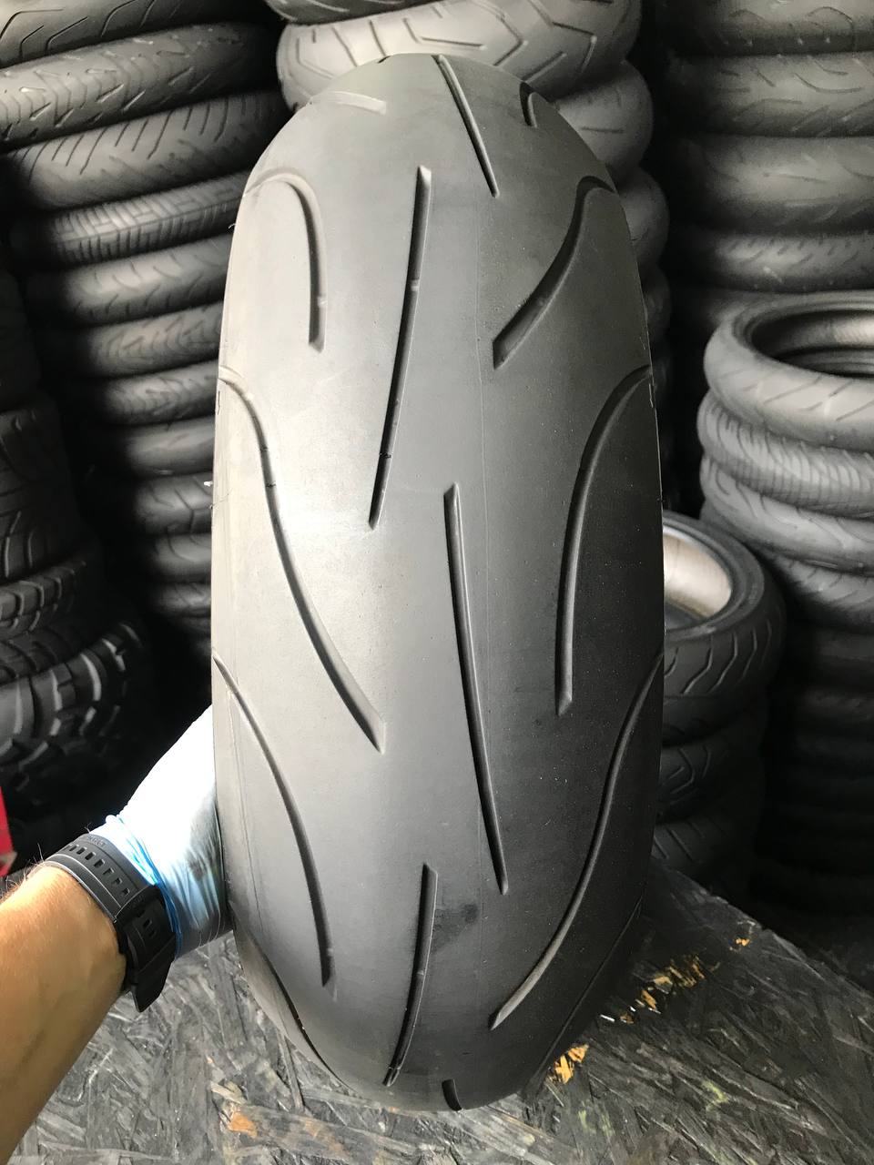 180/55 R17 Michelin Pilot Power