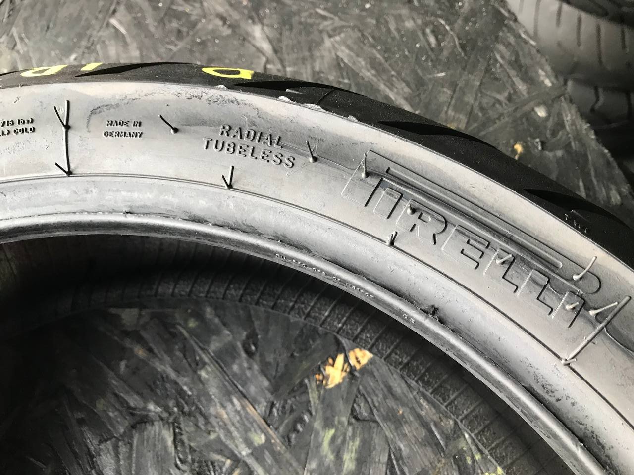 160/60 R17 Pirelli Scorpion Trail II