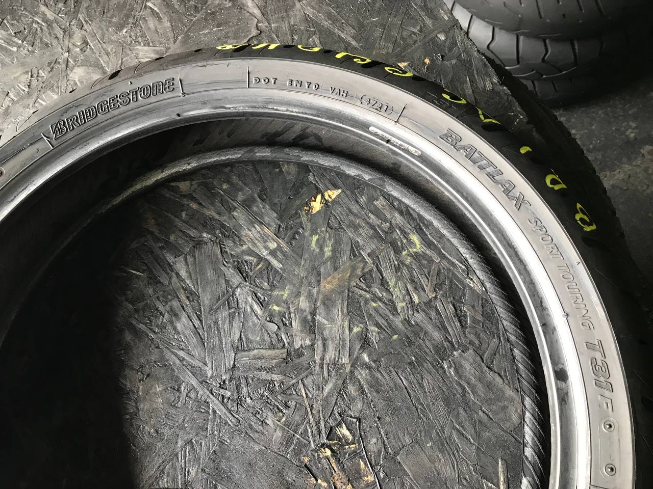 120/70 R17 Bridgestone Battlax Sport Touring T31F
