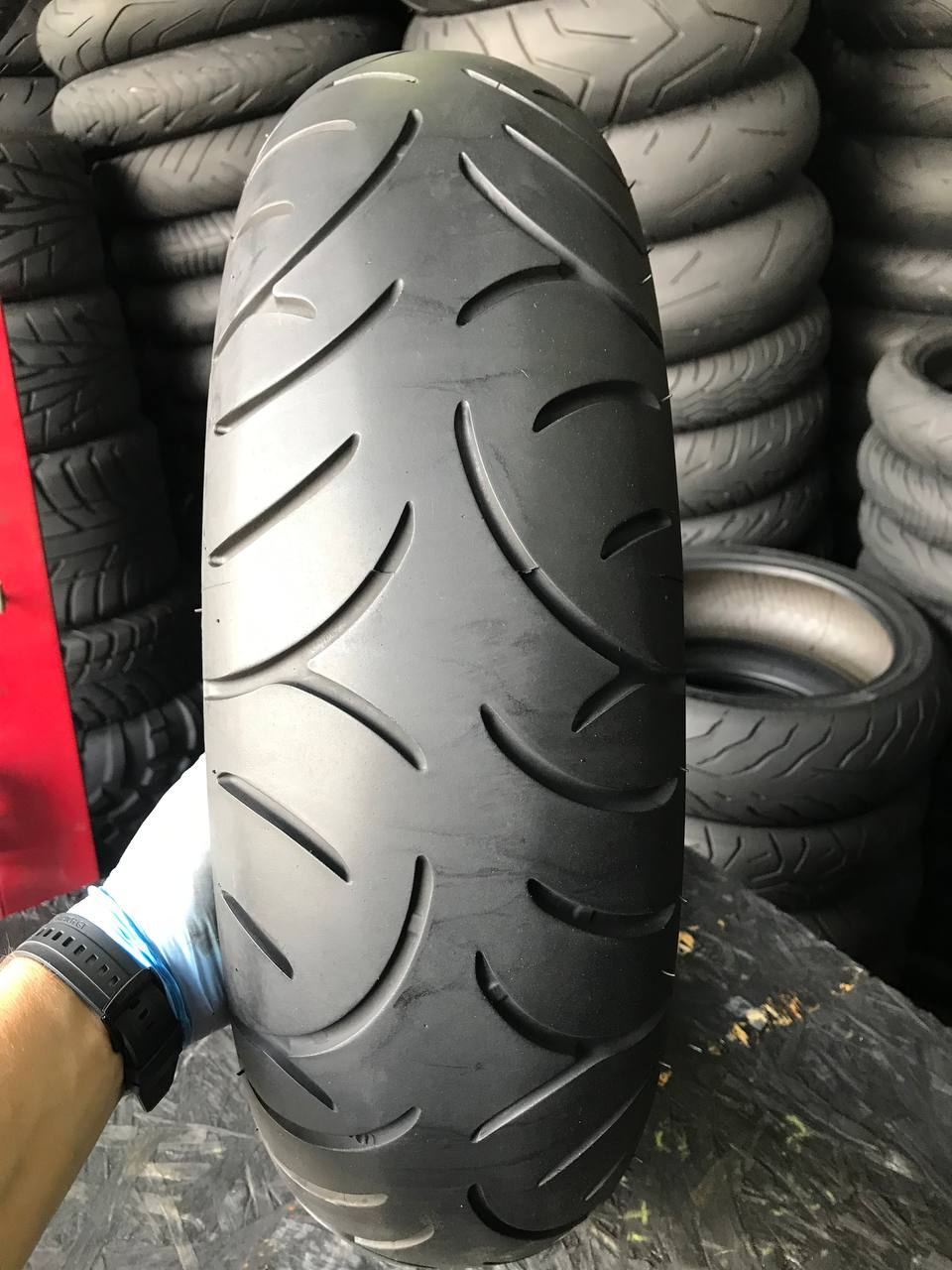 160/60 R17 Bridgestone Battlax Sport Touring BT021R