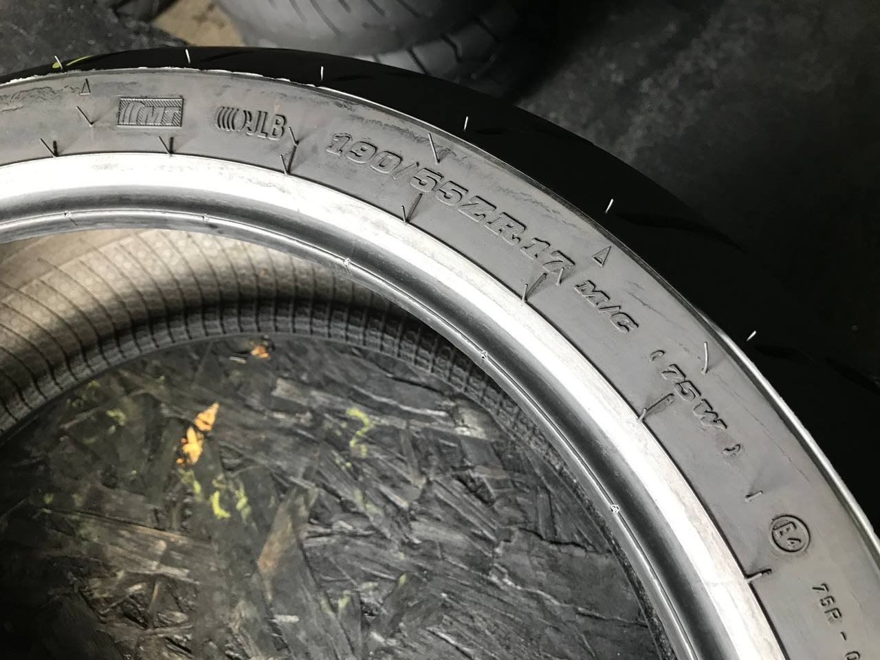 190/55 R17 Dunlop SportMax RoadSmart III