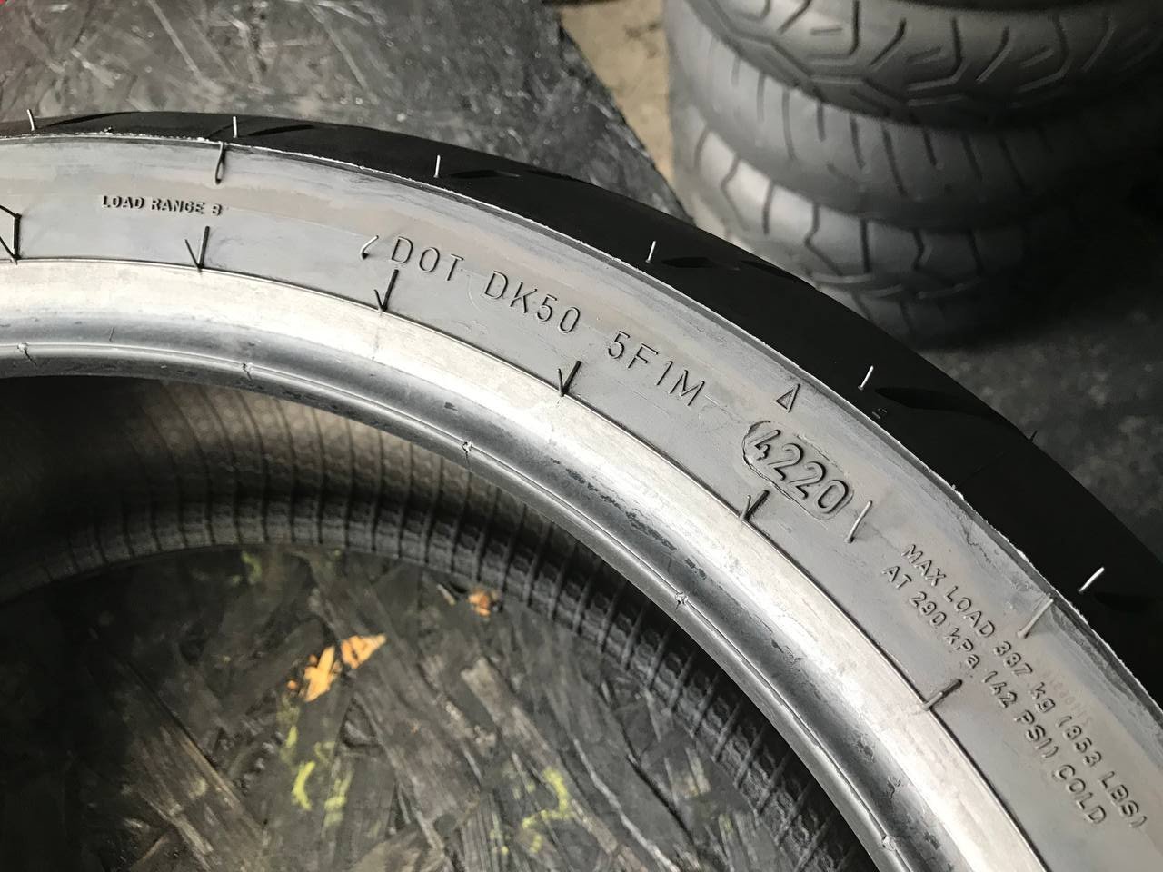 190/55 R17 Dunlop SportMax RoadSmart III