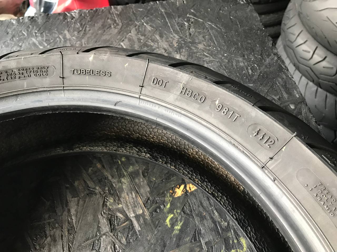 160/60 R17 Michelin Pilot Road 2