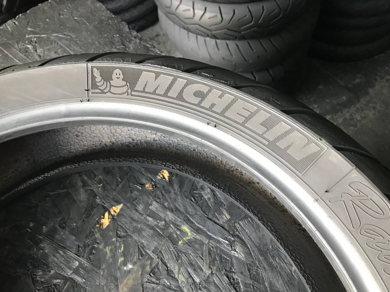 160/60 R17 Michelin Pilot Road 3