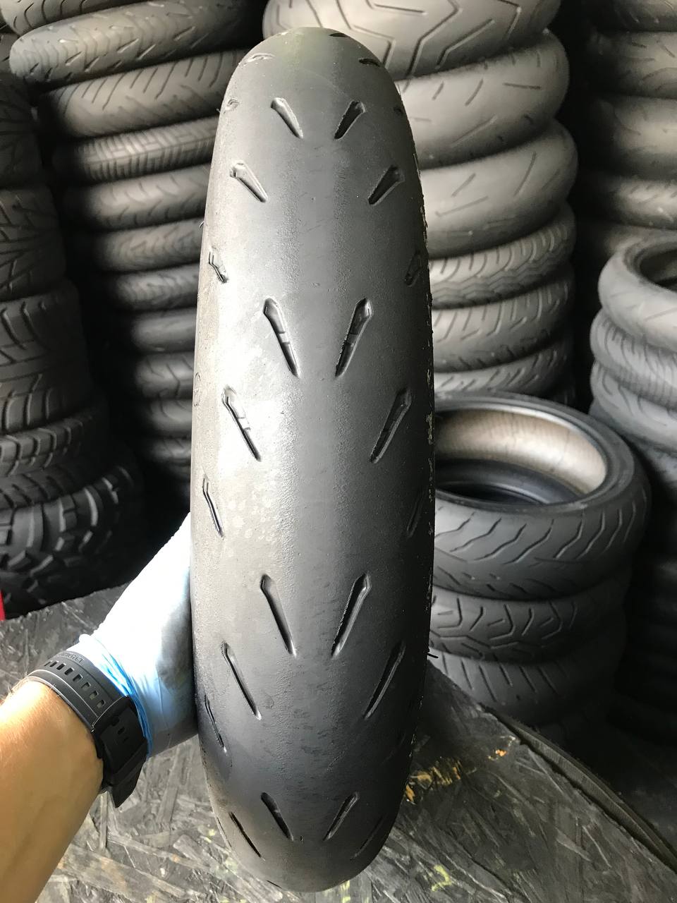 120/70 R17 Michelin Power GP