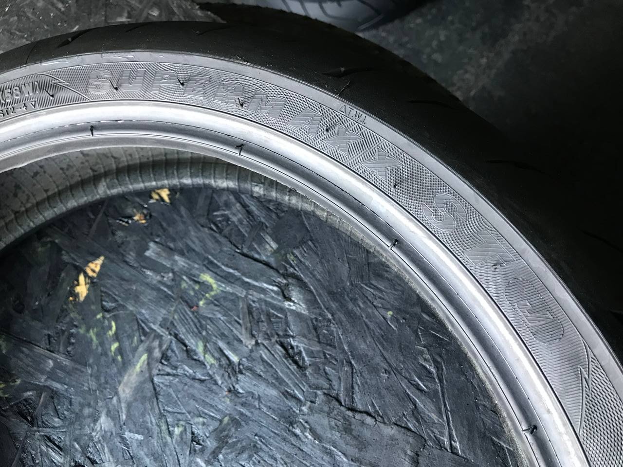 120/70 R17 Maxxis SuperMaxx ST