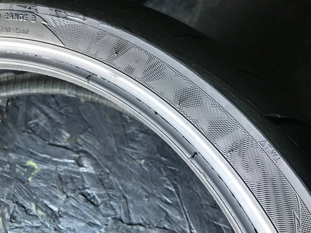 120/70 R17 Maxxis SuperMaxx ST