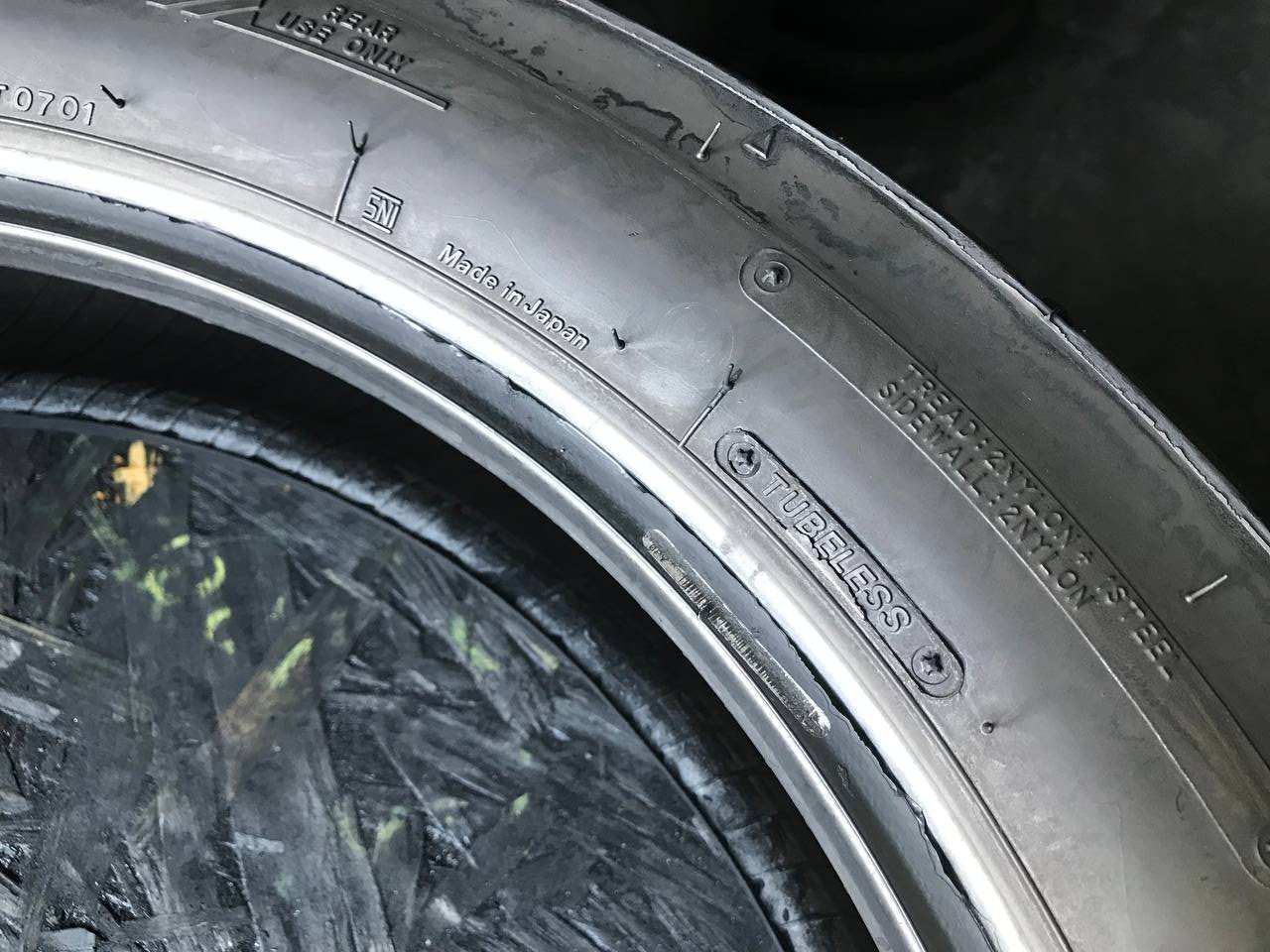 140/80 R17 Bridgestone Battle Wing BW-502