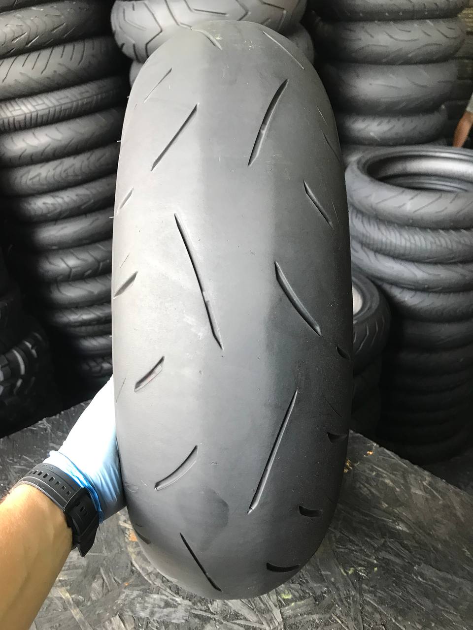 180/55 R17 Dunlop SportMax RoadSport 2