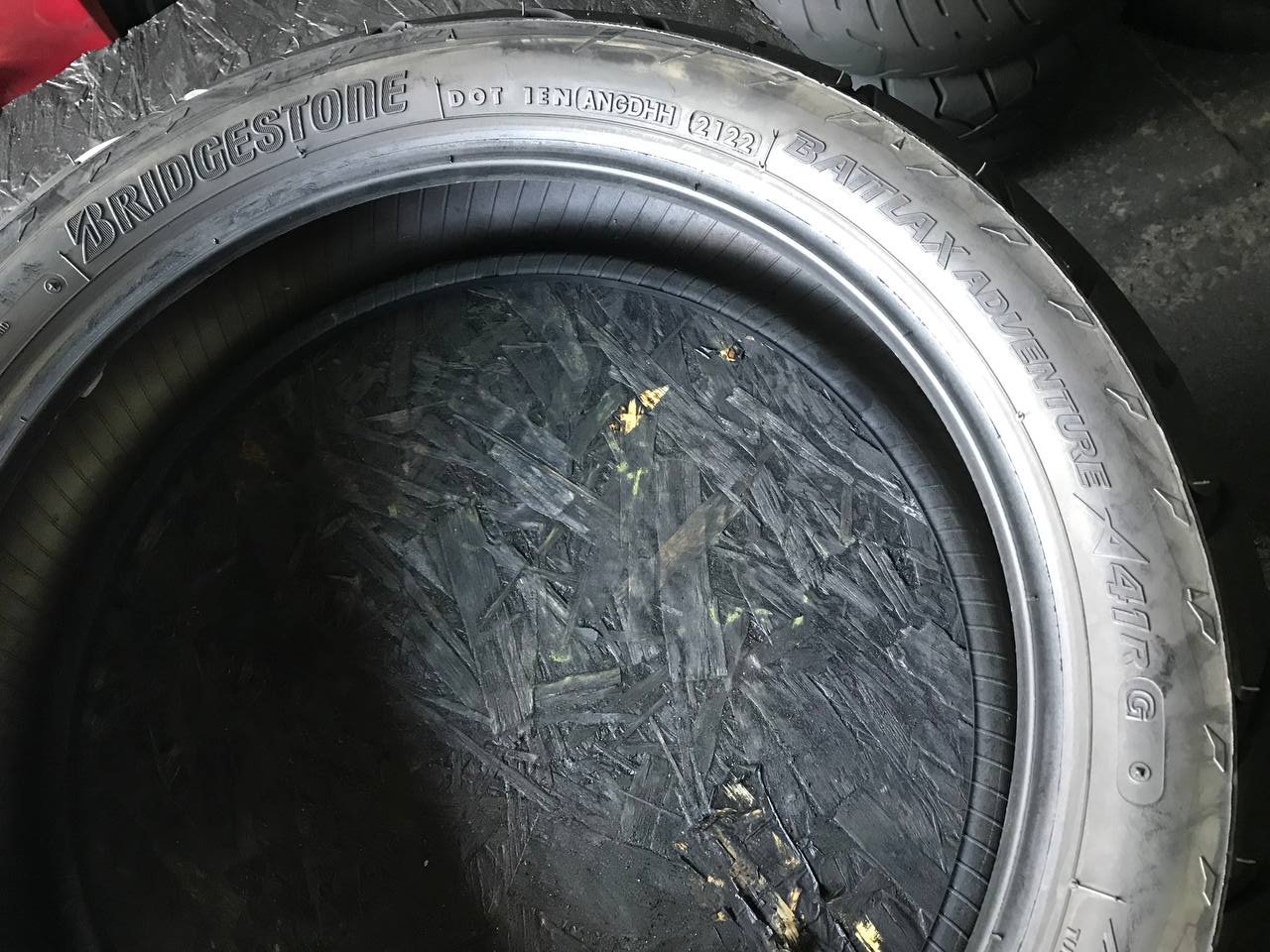 170/60 R17 Bridgestone Battlax Adventure A41R