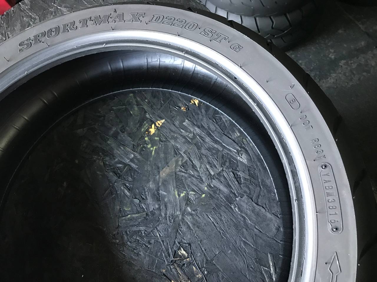 160/60 R17 Dunlop SportMax D220F ST
