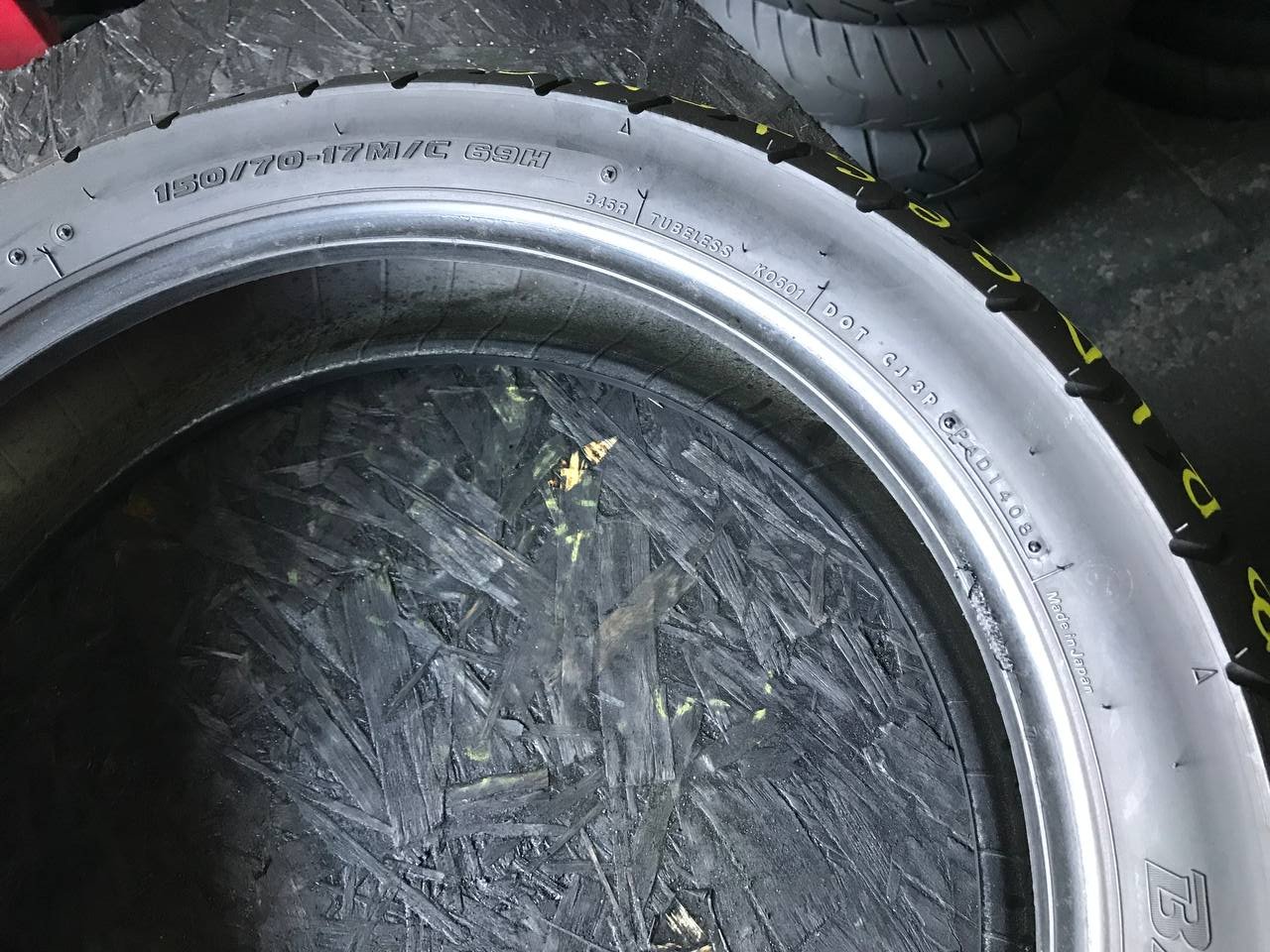 150/70 R17 Bridgestone Battlax BT45R
