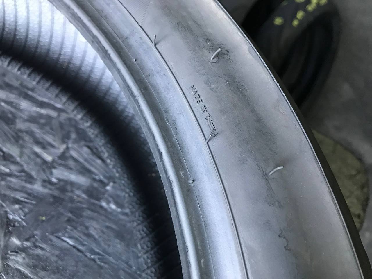 160/60 R17 Metzeler Roadtec 01 SE