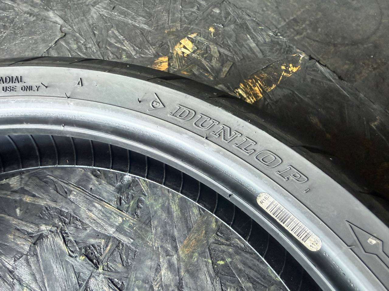 110/70 R17 Dunlop Sportmax GPR 300F