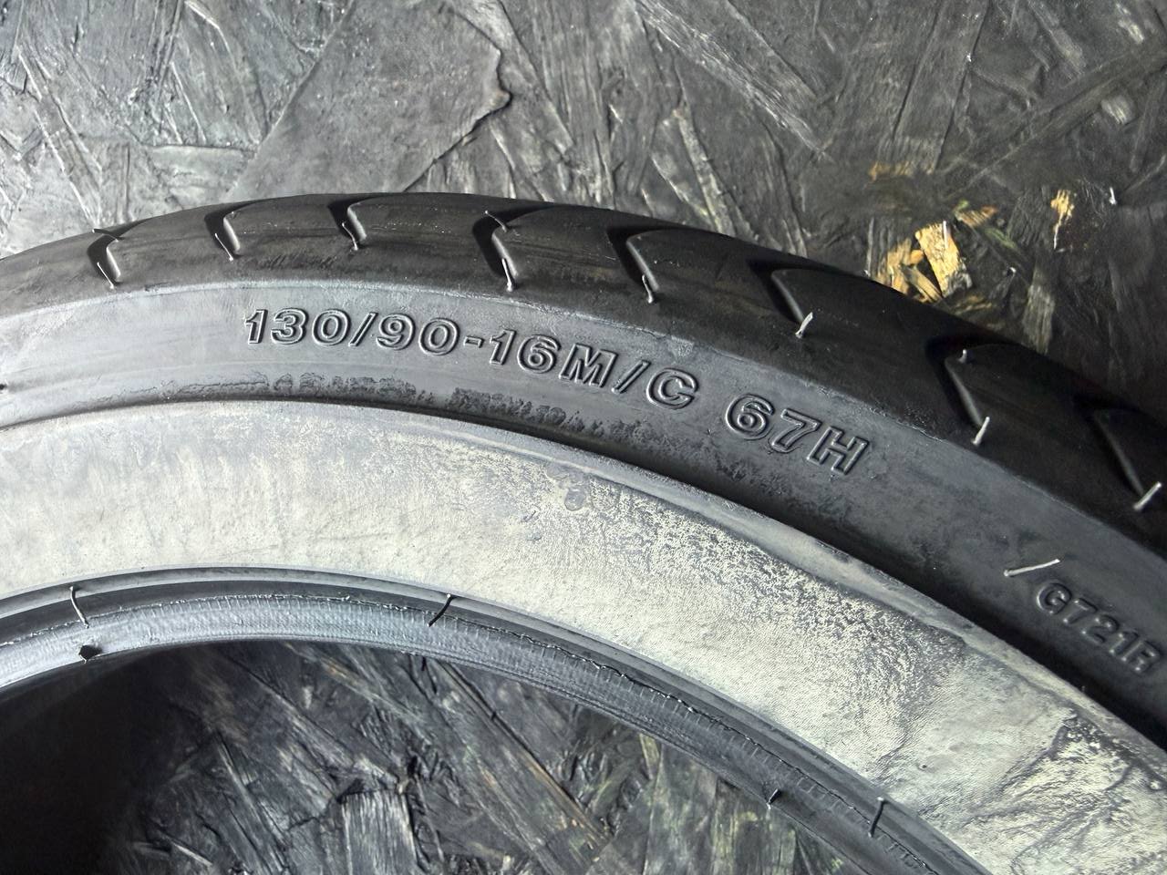 130/90 R16 Bridgestone Exedra G721