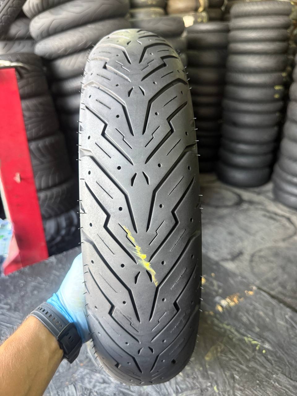 120/80 R16 Pirelli Angel Scooter