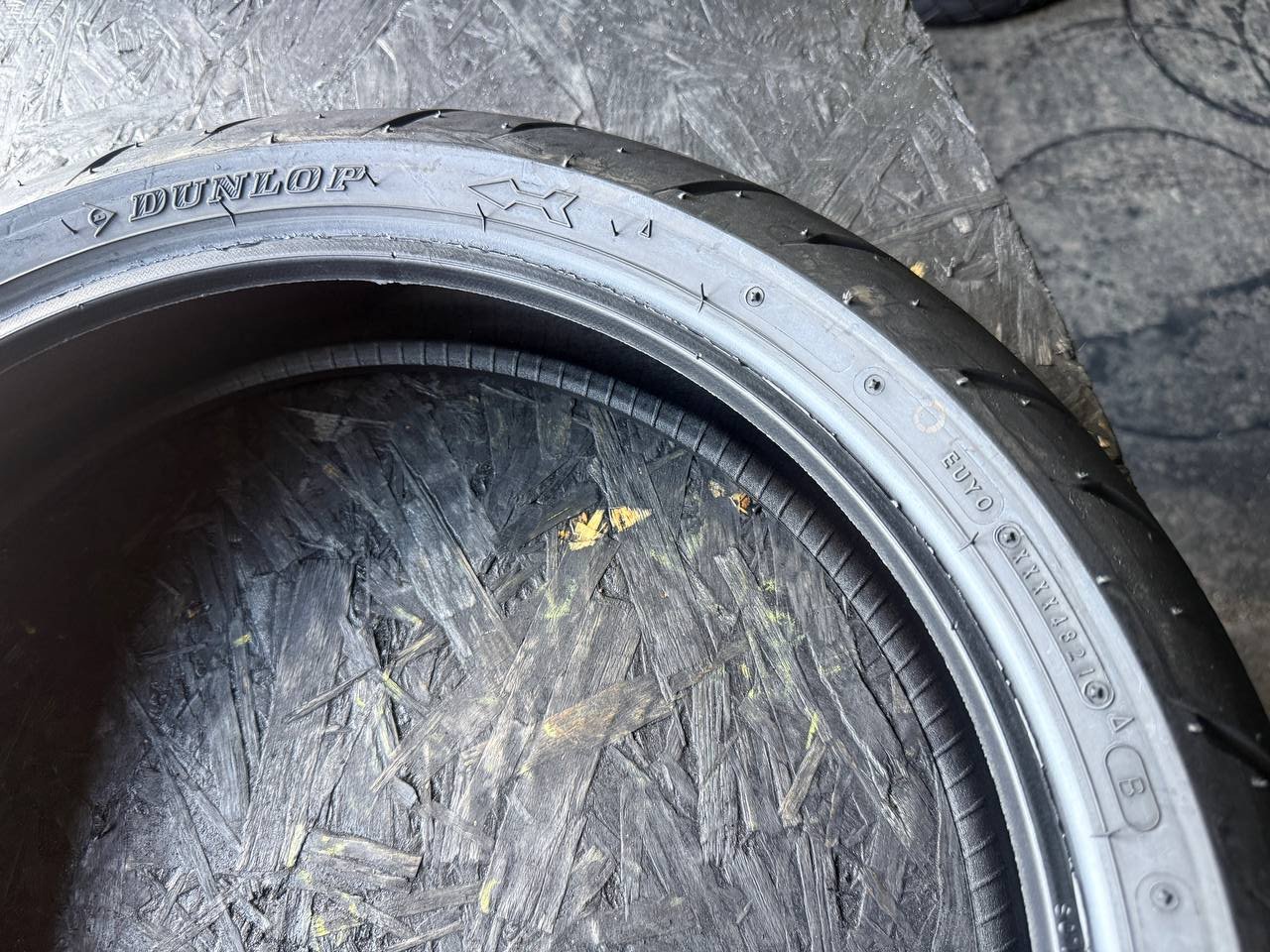 120/70 R17 Dunlop Sportmax GPR 300F