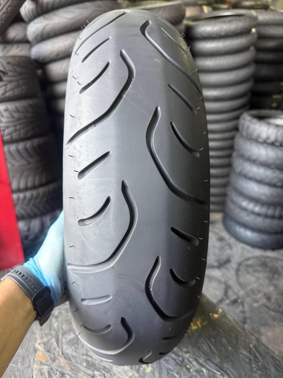 160/60 R17 Bridgestone Battlax Sport Touring T30R
