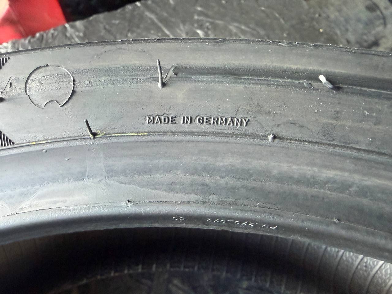 180/55 R17 Metzeler Sportec M9 RR