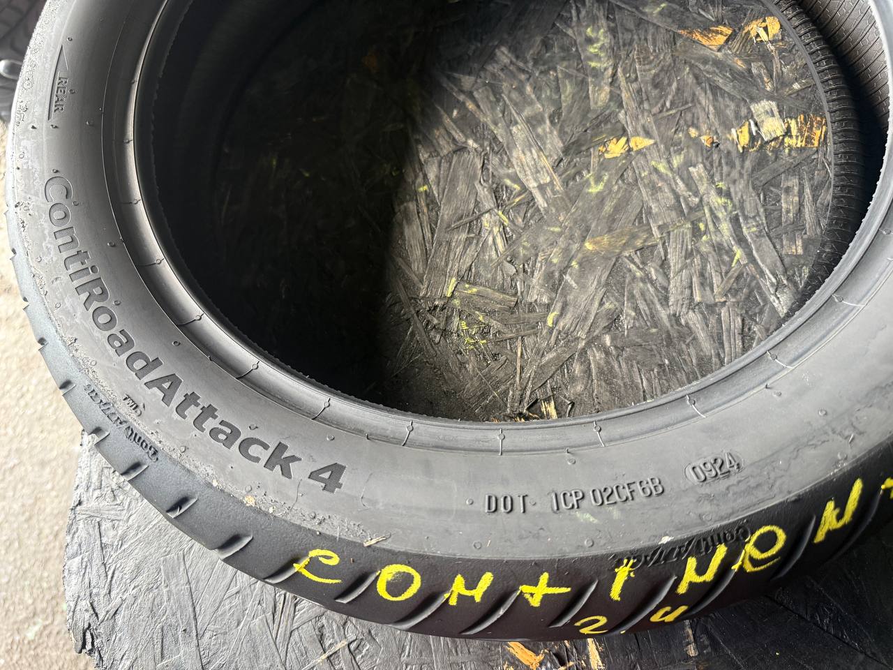 150/70 R17 Continental ContiRoadAttack 4