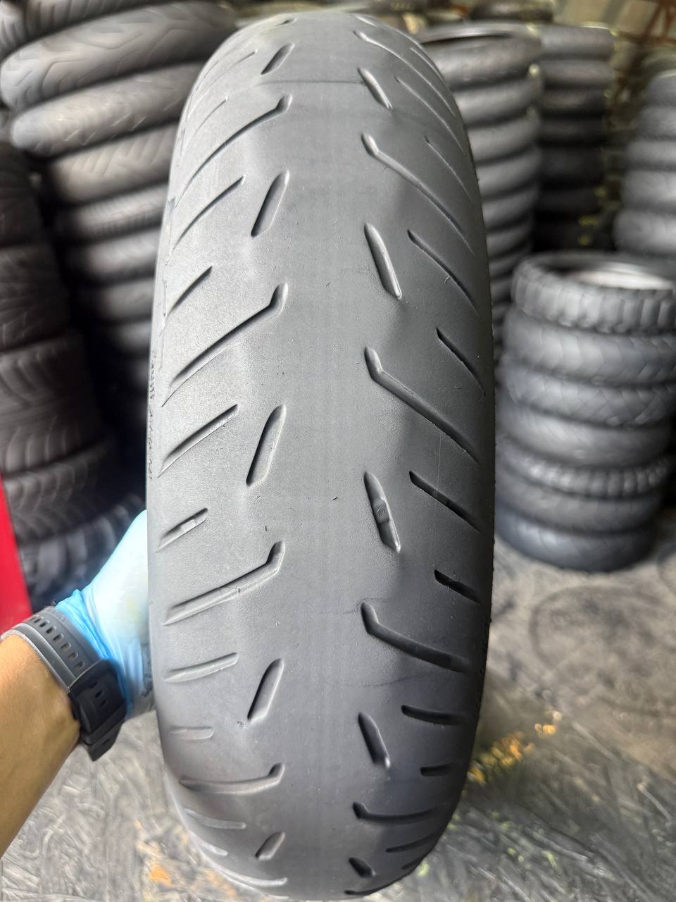 150/70 R17 Continental ContiRoadAttack 4