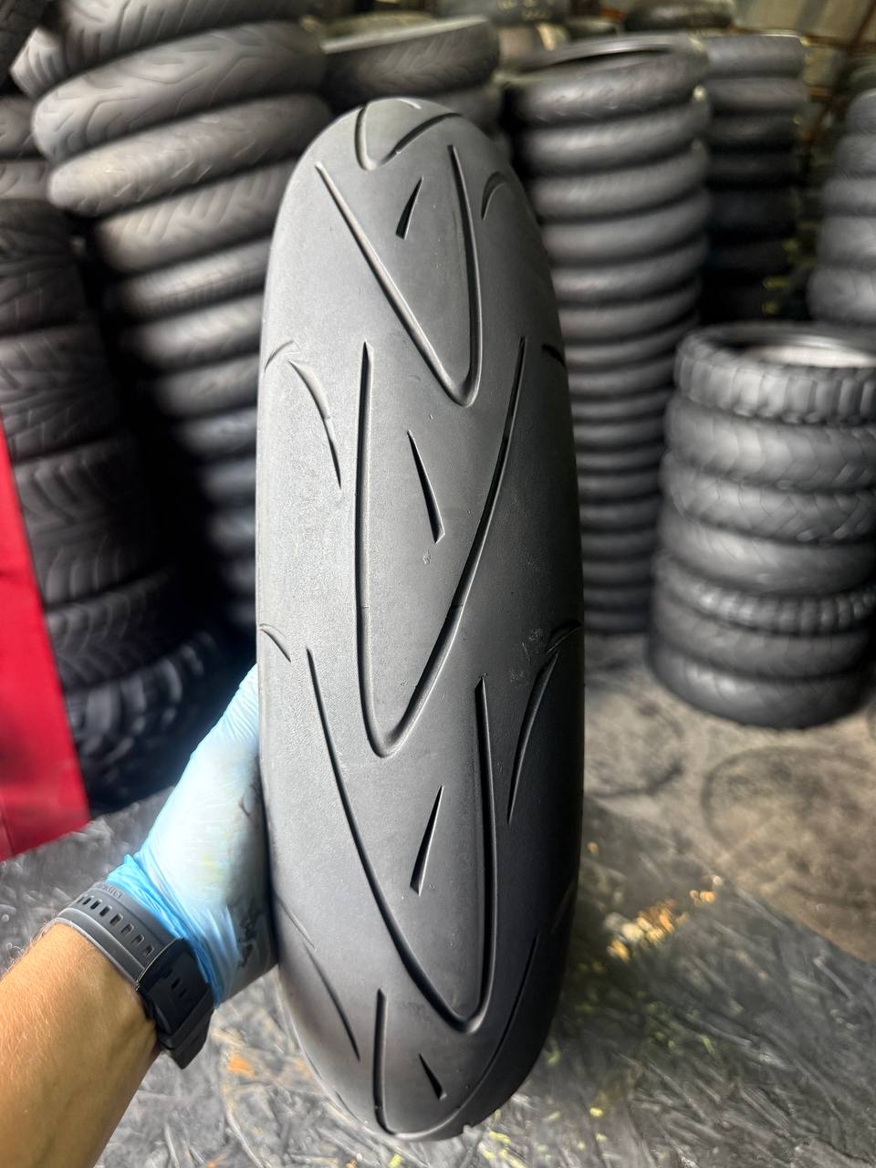 120/70 R17 Continental ContiSportAttack