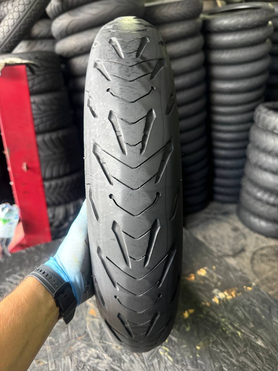 120/70 R17 Michelin Road 5