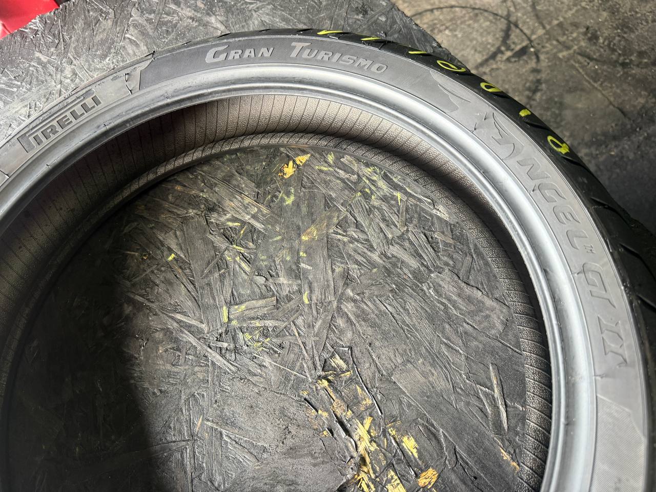 120/70 R17 Pirelli Angel GT II