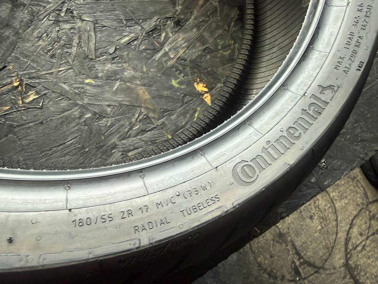 180/55 R17 Continental ContiRoadAttack 4