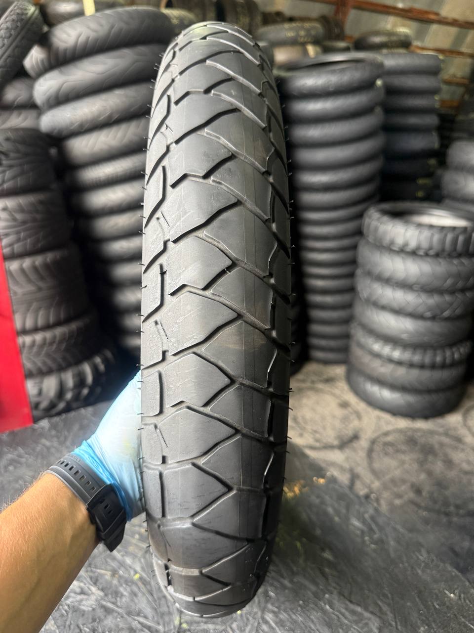 110/80 R19 Michelin Anakee Adventure