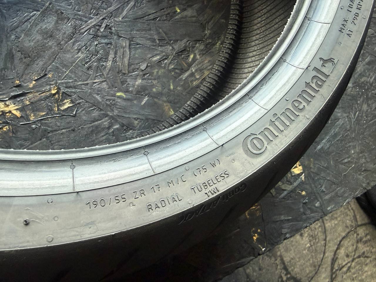 190/55 R17 Continental ContiRoadAttack 4