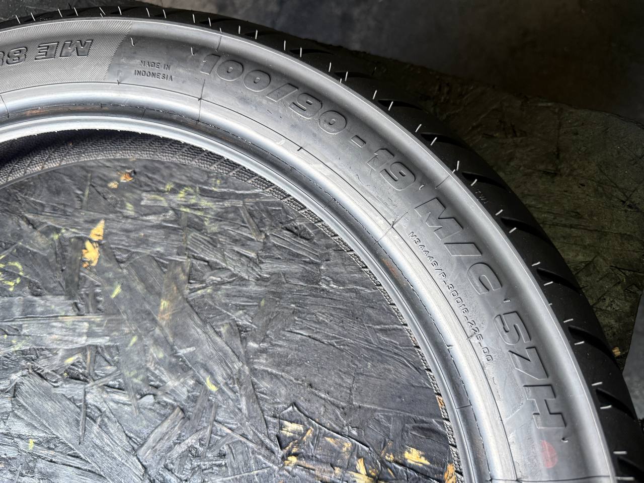 100/90 R19 Metzeler ME 888 Marathon Ultra