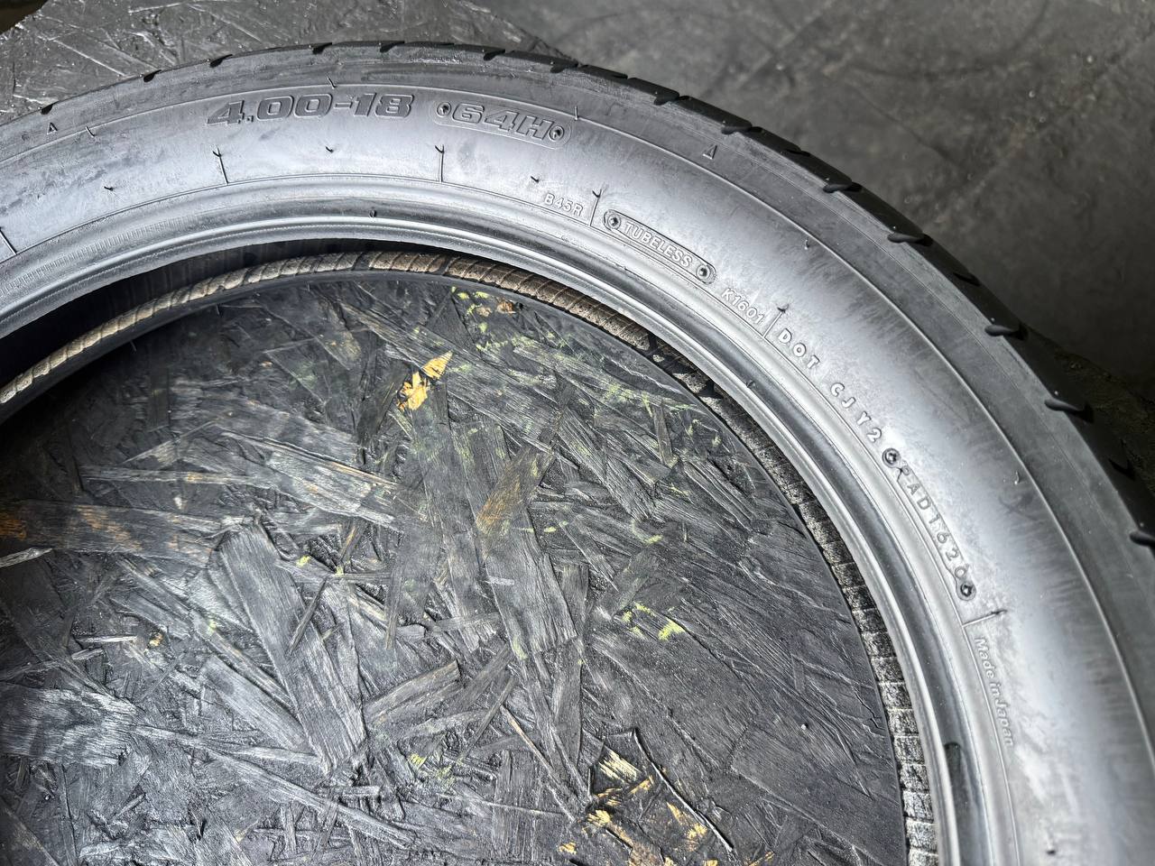 / R18 Bridgestone Battlax BT45R