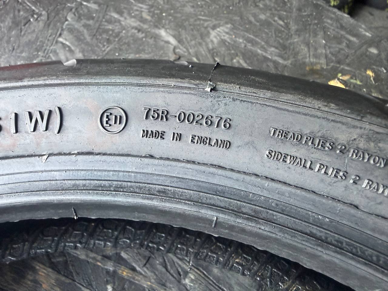 130/70 R16 Avon AV79 3D Ultra EVO