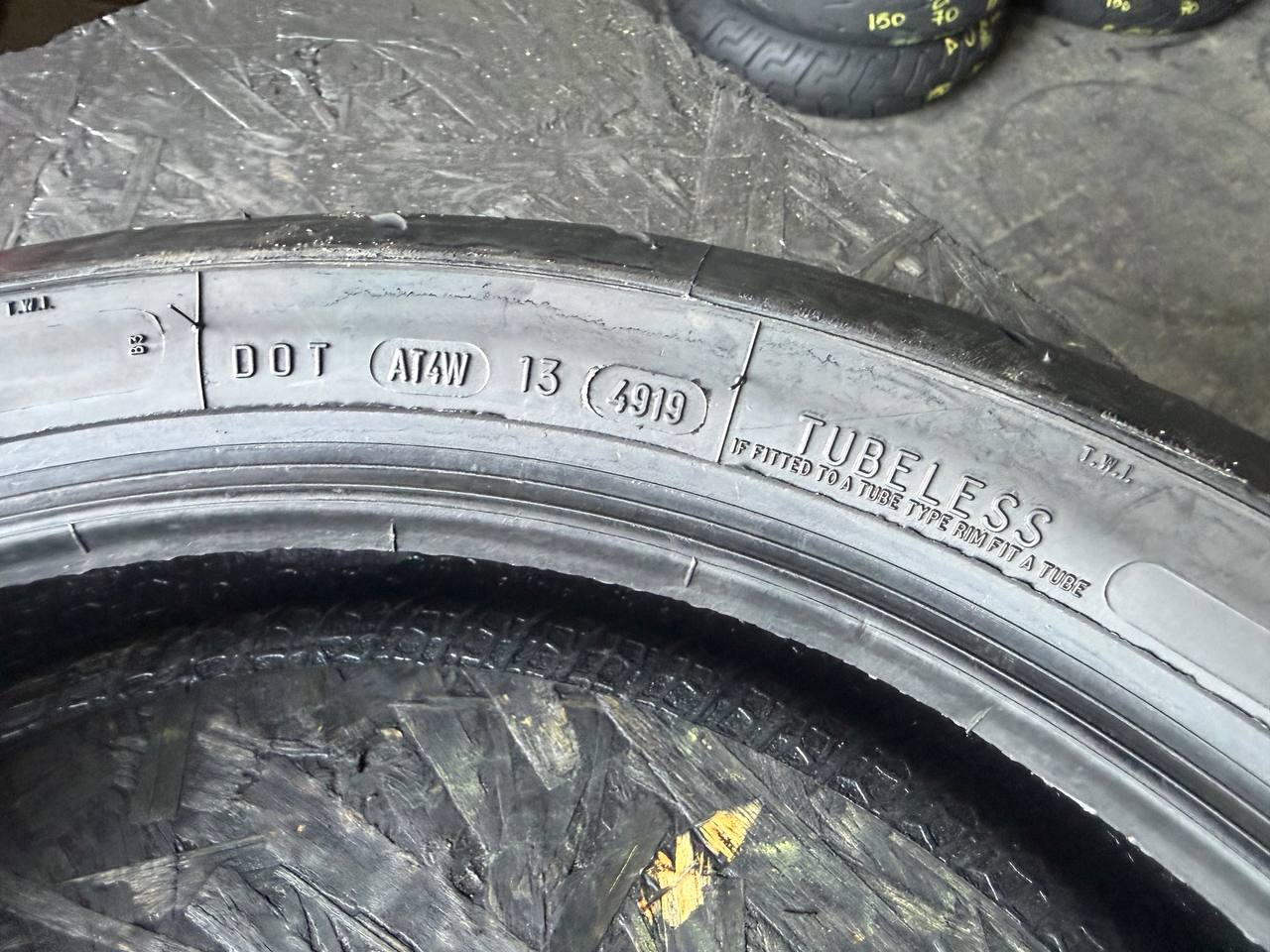 130/70 R16 Avon AV79 3D Ultra EVO
