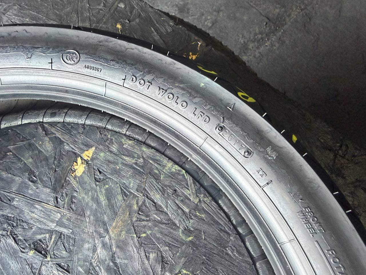 110/80 R17 Irc RX 01F