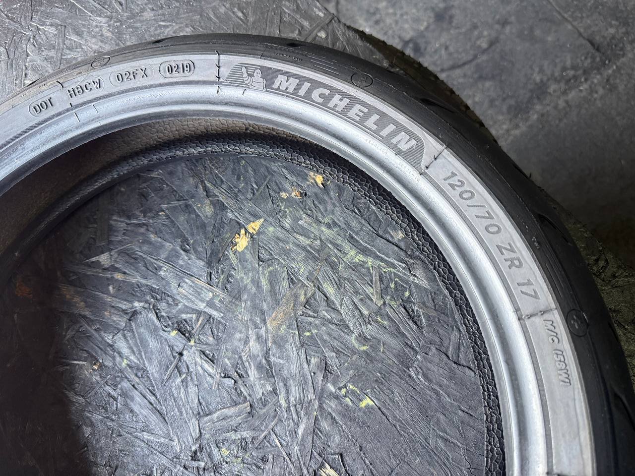 120/70 R17 Michelin Power RS