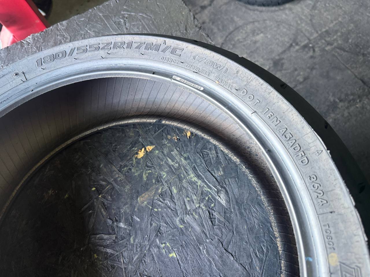 180/55 R17 Bridgestone Battlax Hypersport BT016R