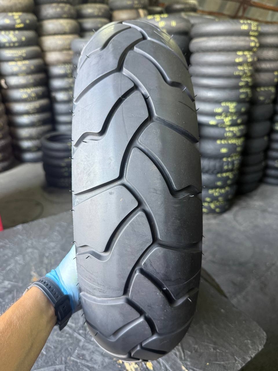 150/70 R17 Bridgestone Battle Wing BW-502