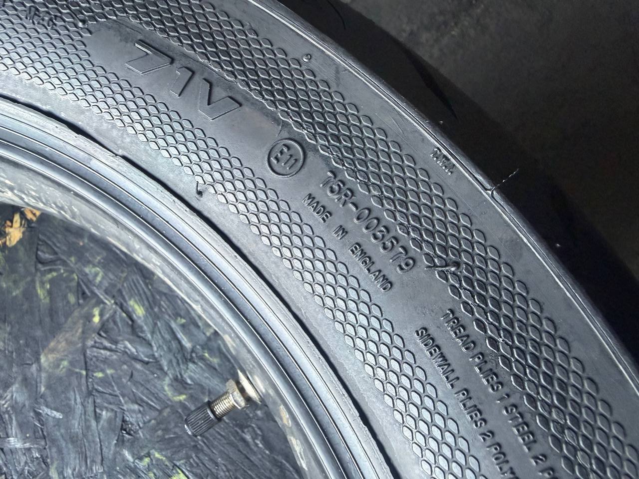 150/80 R16 Avon AV72 Cobra