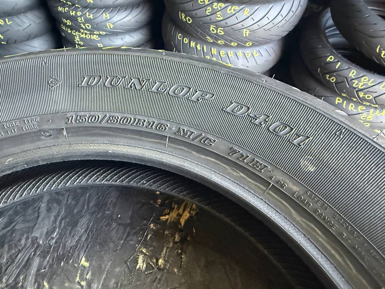 150/80 R16 Dunlop D401