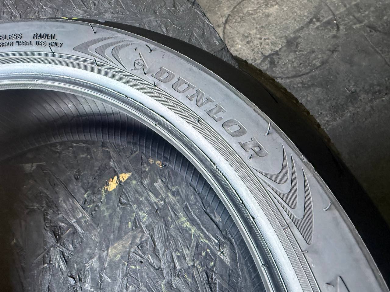 180/55 R17 Dunlop Sportmax Q5A