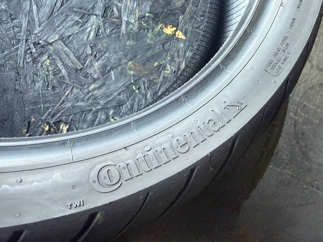 160/60 R18 Continental ContiRoadAttack 3
